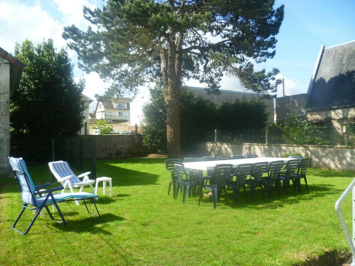 Villa Centre Ville A 100M De La Plage, Pour 20 Personnes Grandcamp-Maisy Exterior photo